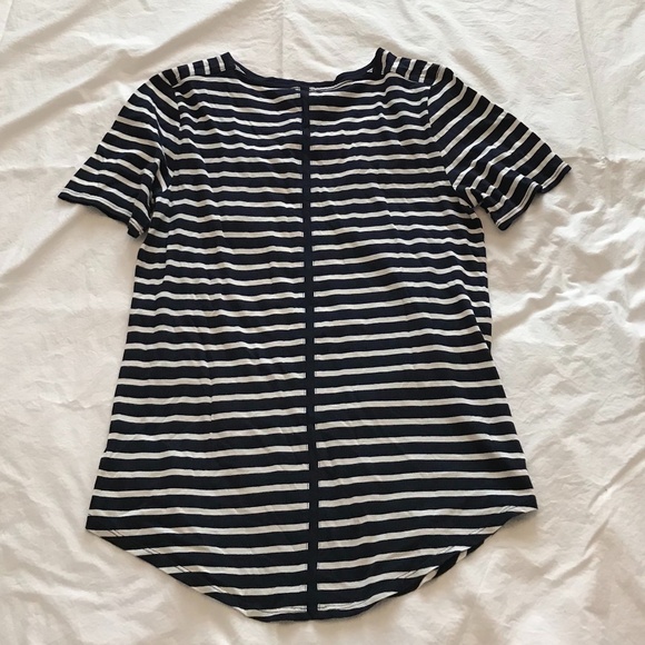 Aritzia T-Shirts - Picture 4 of 6